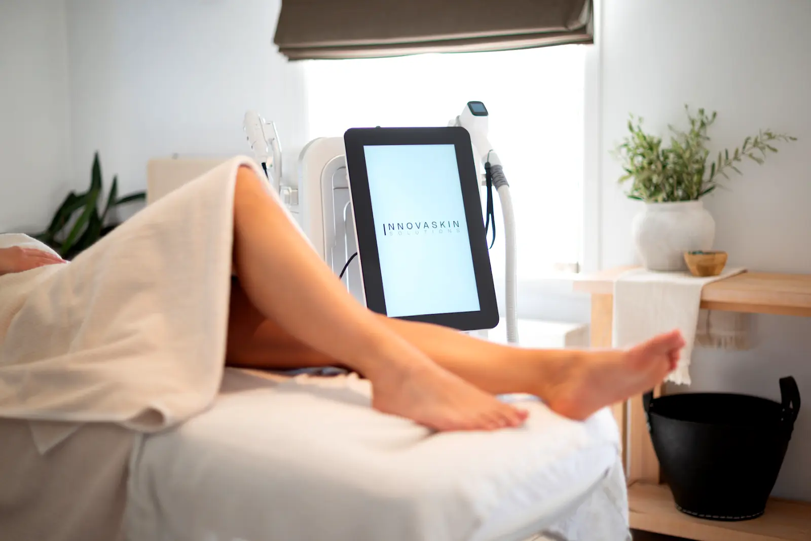ClearWave diode laser in a professional treatment room