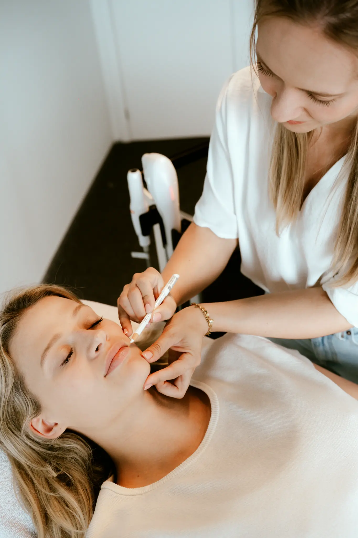 HIFU Osiris Max in actie tijdens een behandeling